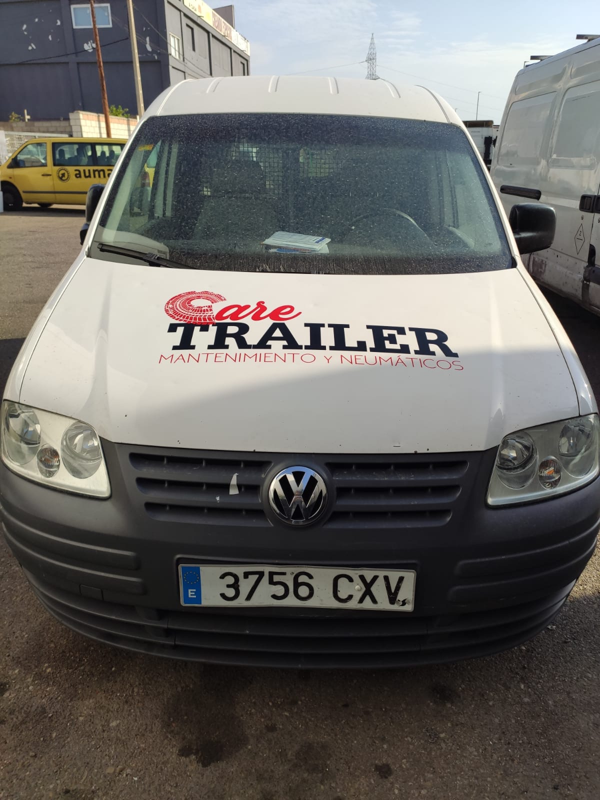 Caretrailer rotulacion furgoneta 2