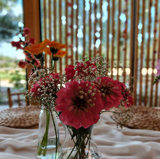 Magia kolorów i zapachów – wspaniały ślub i wesele w Sielsko-Anielsko