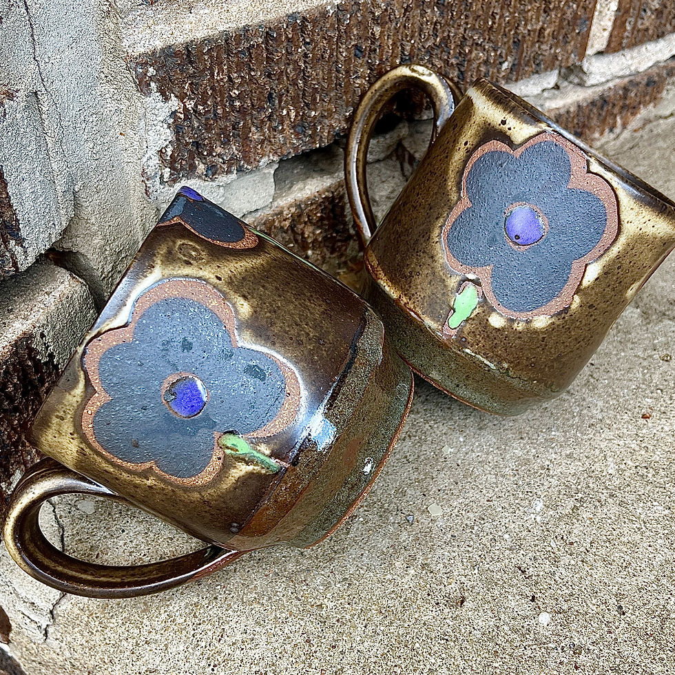Thumbnail: Brown flower cup