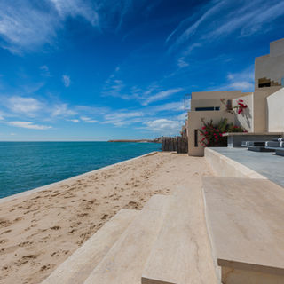 Accès plage depuis la terrasse, vue océan à Dakhla.