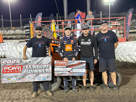 Denney Charges to POWRi Victory at Macon Speedway