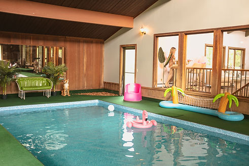 pool-room_1.jpg