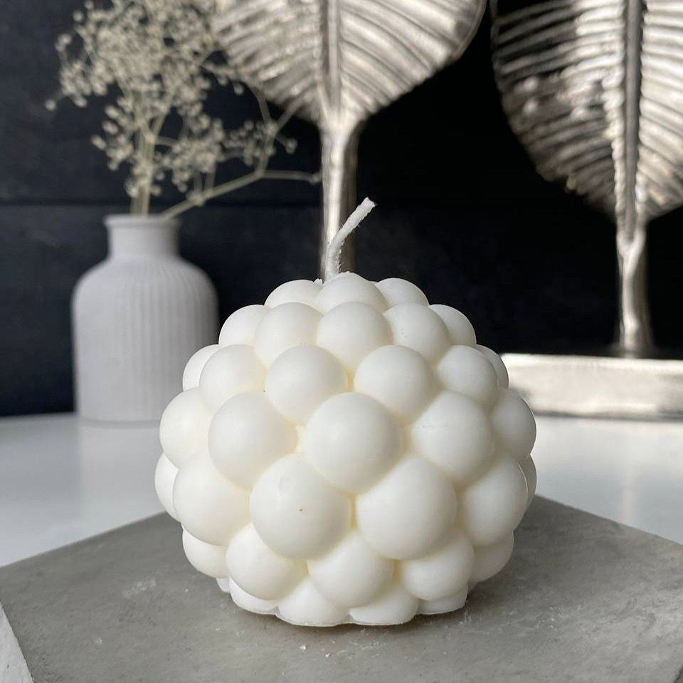 Candela Tonda a Pois in cera di soia personalizzabile