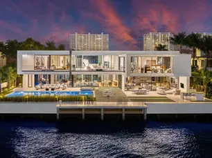 10 Must-Have Features in Waterfront Luxury Homes in Juno Beach