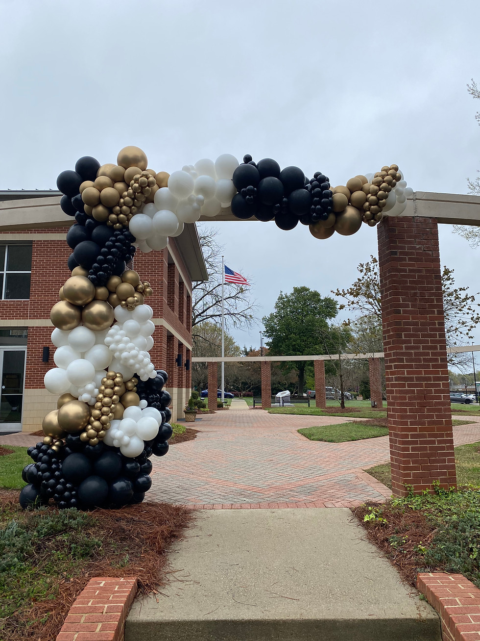 Thumbnail: Balloon Garland