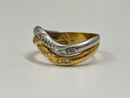 金とプラチナのコンビリングの買取は買取大吉ドミー若松店におまかせください