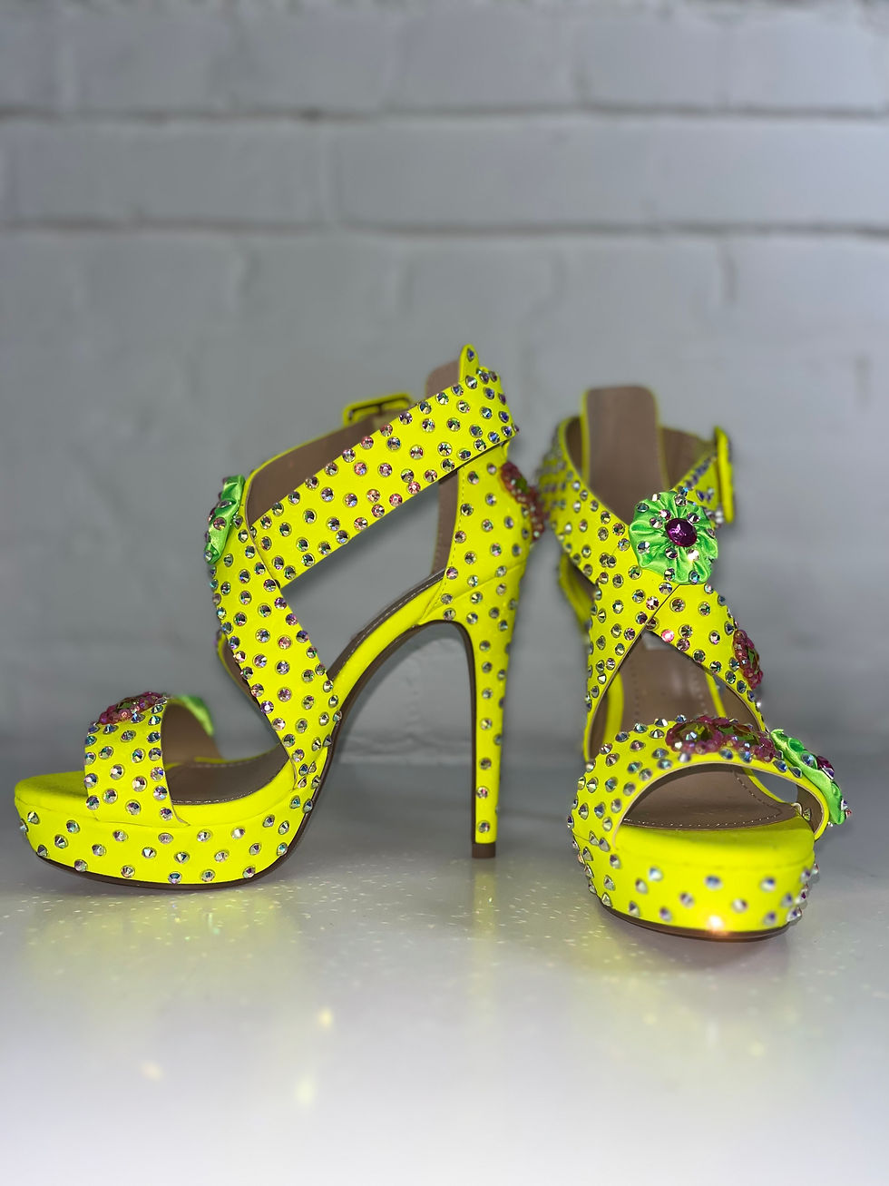 Thumbnail: Neon Passion