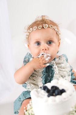 cake smash one year old