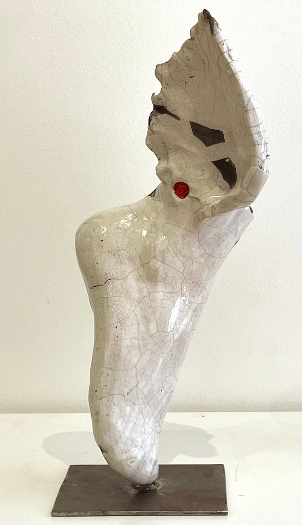 Raku sculpture by Alessandro Reggioli