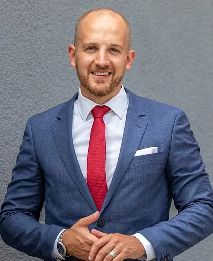 dominik-brasch_1024x1024.webp