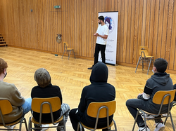 20220426_065549134_iOS