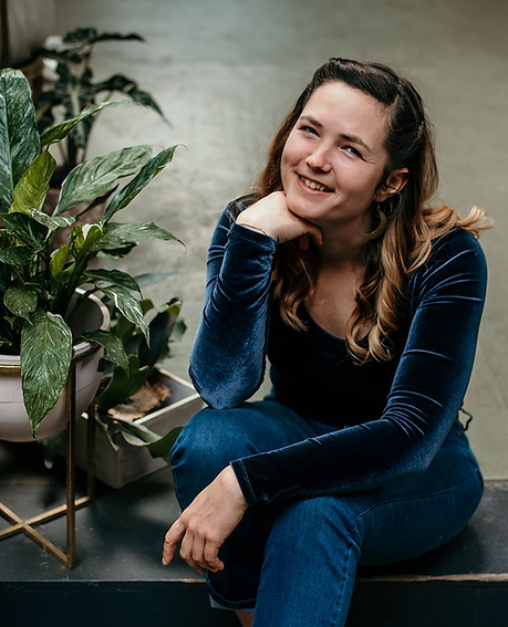 Portrait of Coralie, self-love coach
