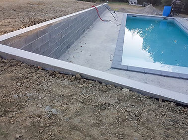 terrasse piscine terrassement