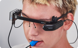 GlassOuse(ガラソウス)ウェアラブルマウス