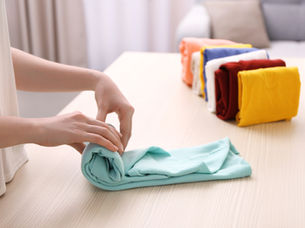 Folding fabric neatly