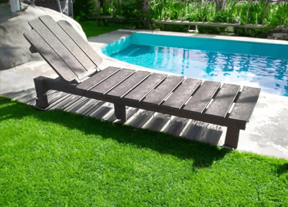 Sun Loungers & Daybeds or Pool Loungers