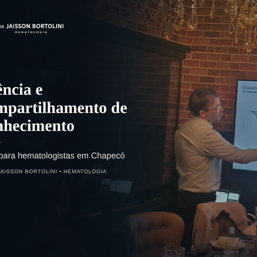 Dr. Jaisson Bortolini ministra aula para hematologistas em Chapecó