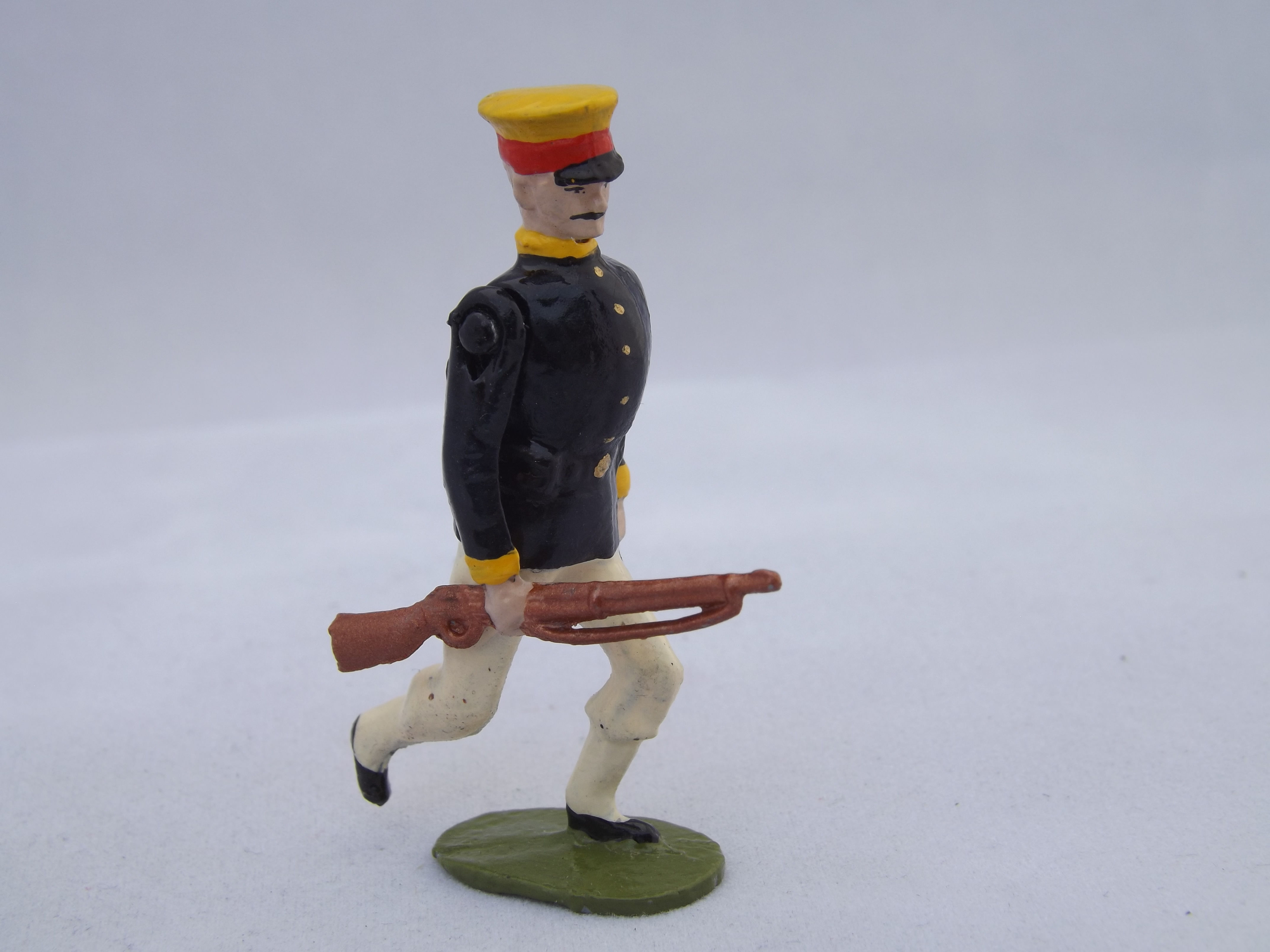 No 232-Japanese Infantry Running at trail