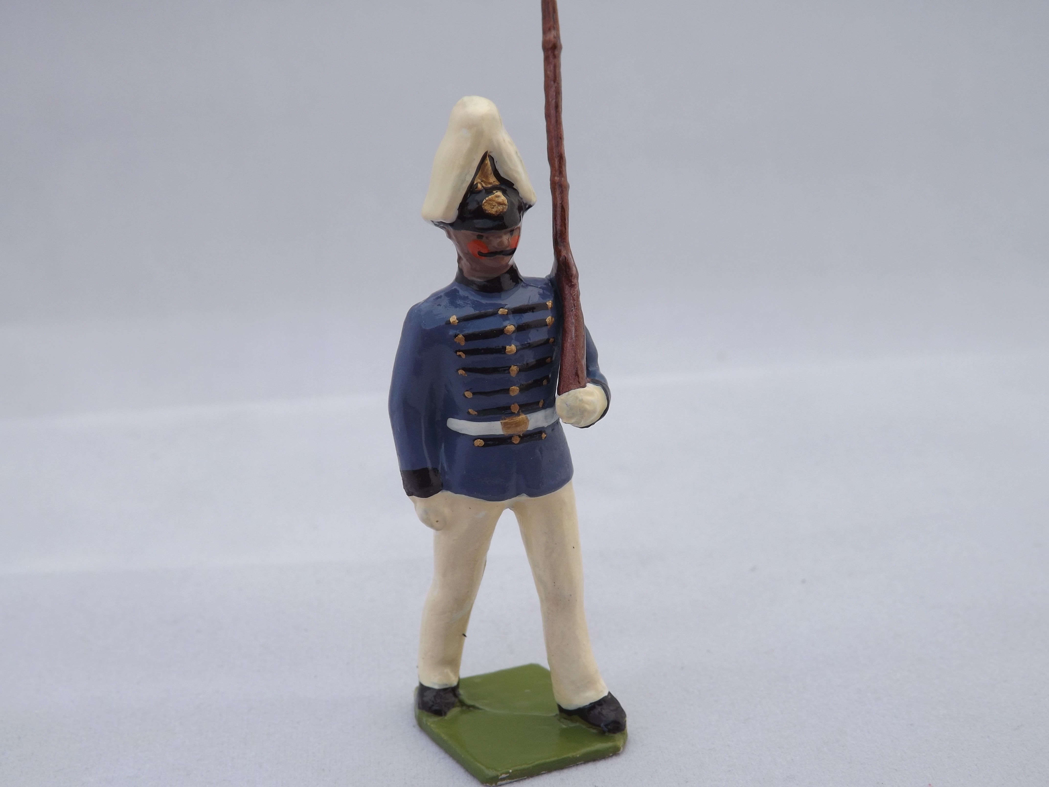 No 123-Svea Ligeguard / Argentine Cadet