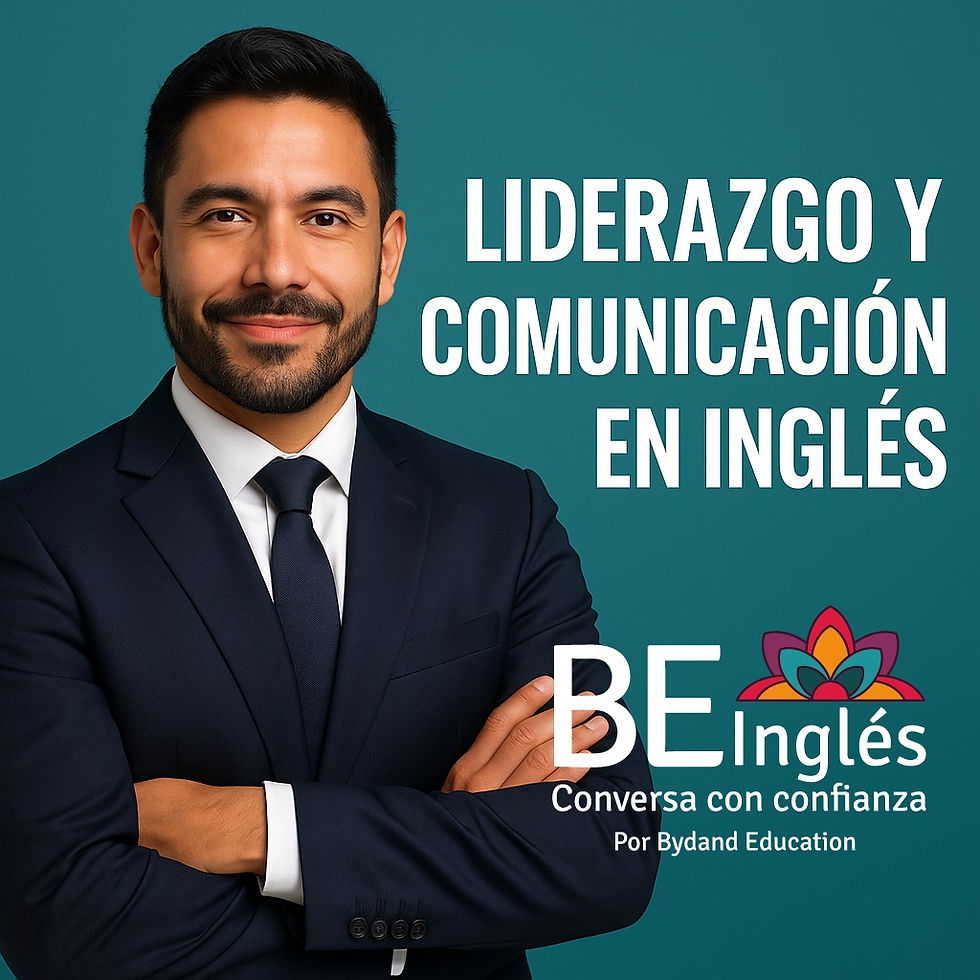 Latino ejecutivo con traje azul marino y camisa blanca, de pie con los brazos cruzados sobre un fondo teal, junto al texto en blanco que dice ‘Liderazgo y comunicación en inglés’.