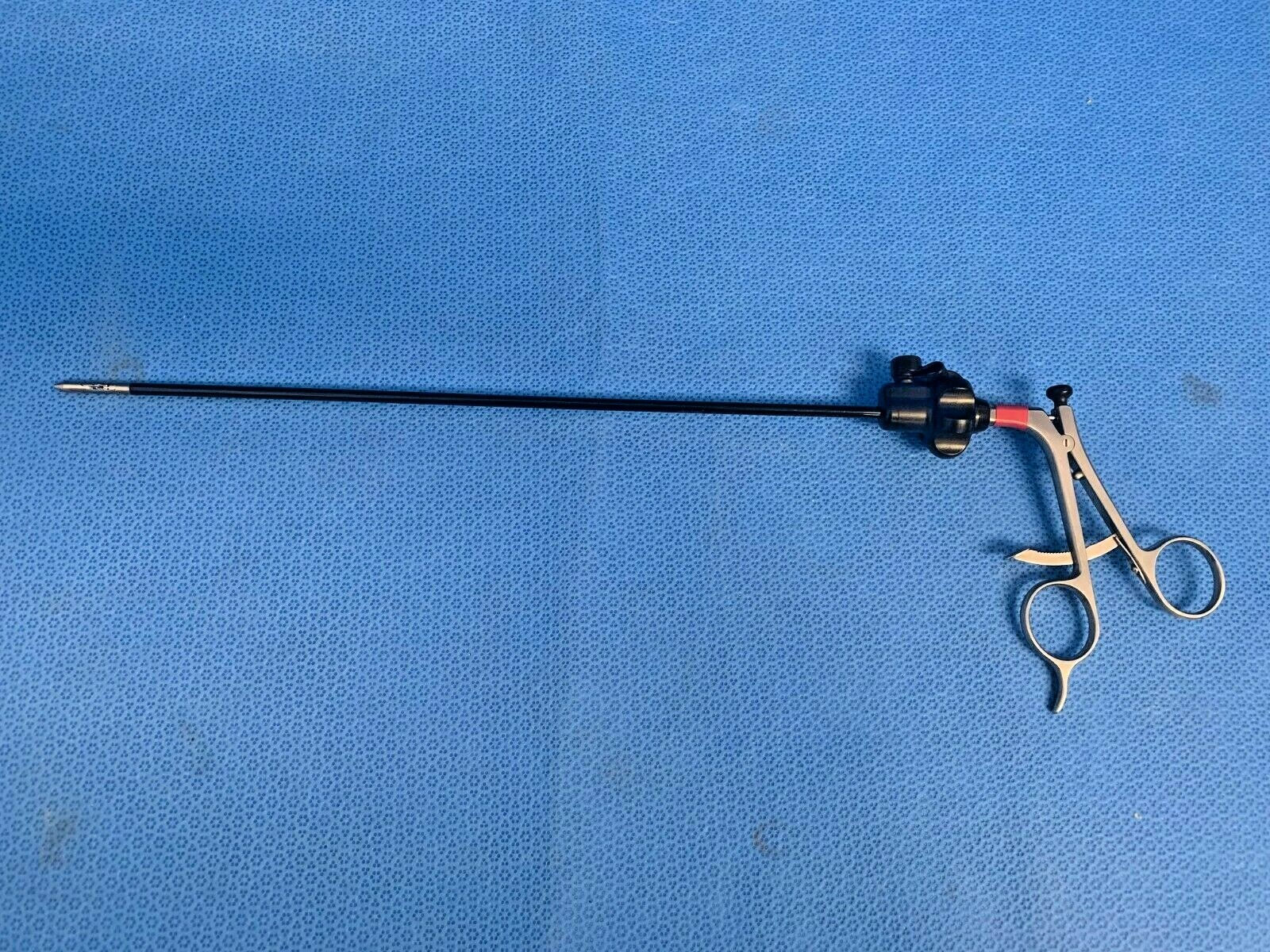 Stryker, 250-080-234 Laparoscopic Ratchet Handle And Shaft W/Dissector Insert
