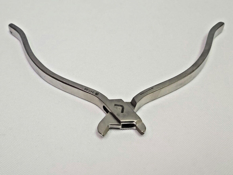 Thumbnail: Synthes 347.96 Right Angle Craniofacial Bending Pliers US46 Orthopedic Trauma