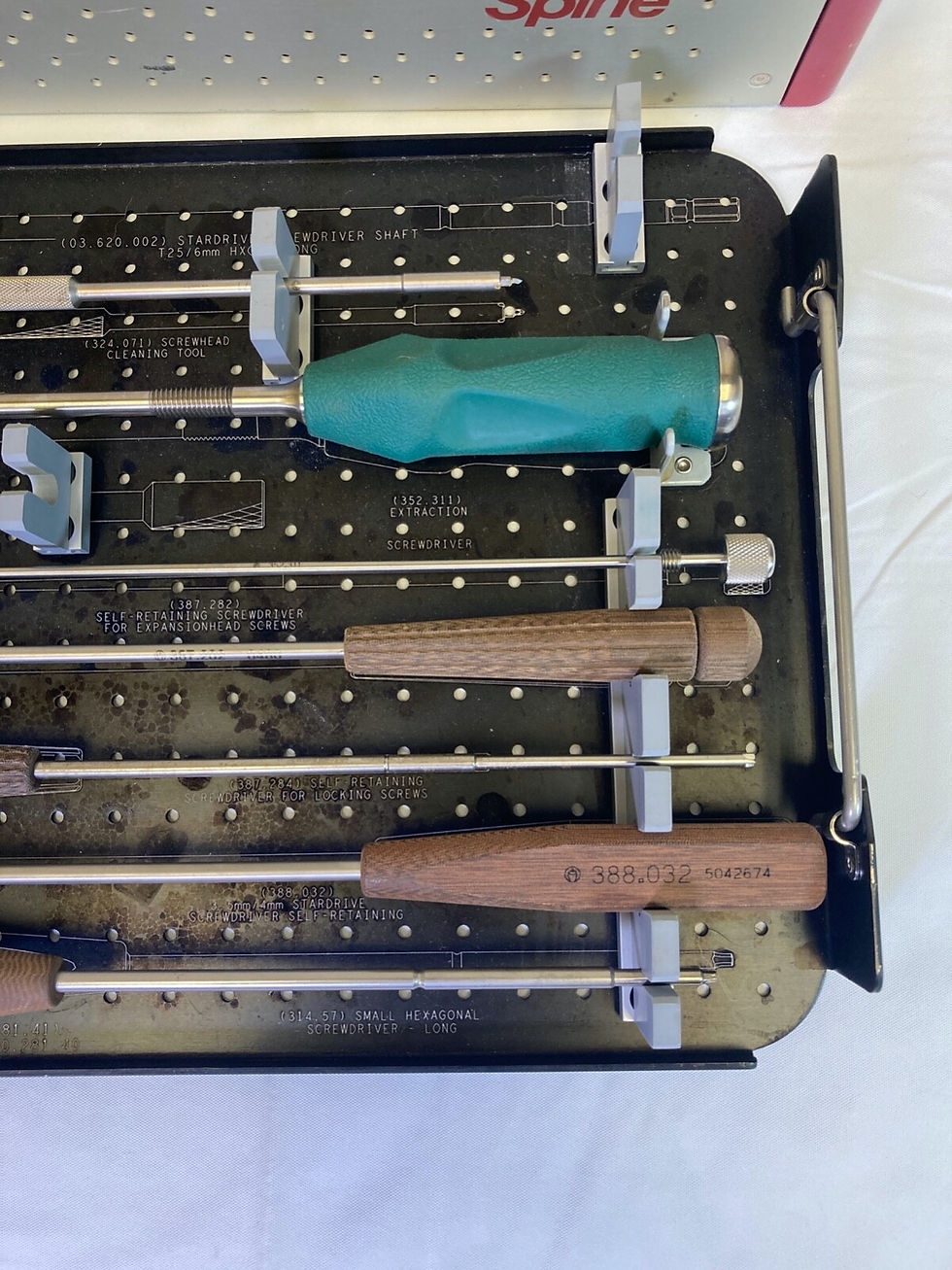 Thumbnail: Spine Cervical & Anterior Hardware Removal Set VECTRA CSLP CCMED399