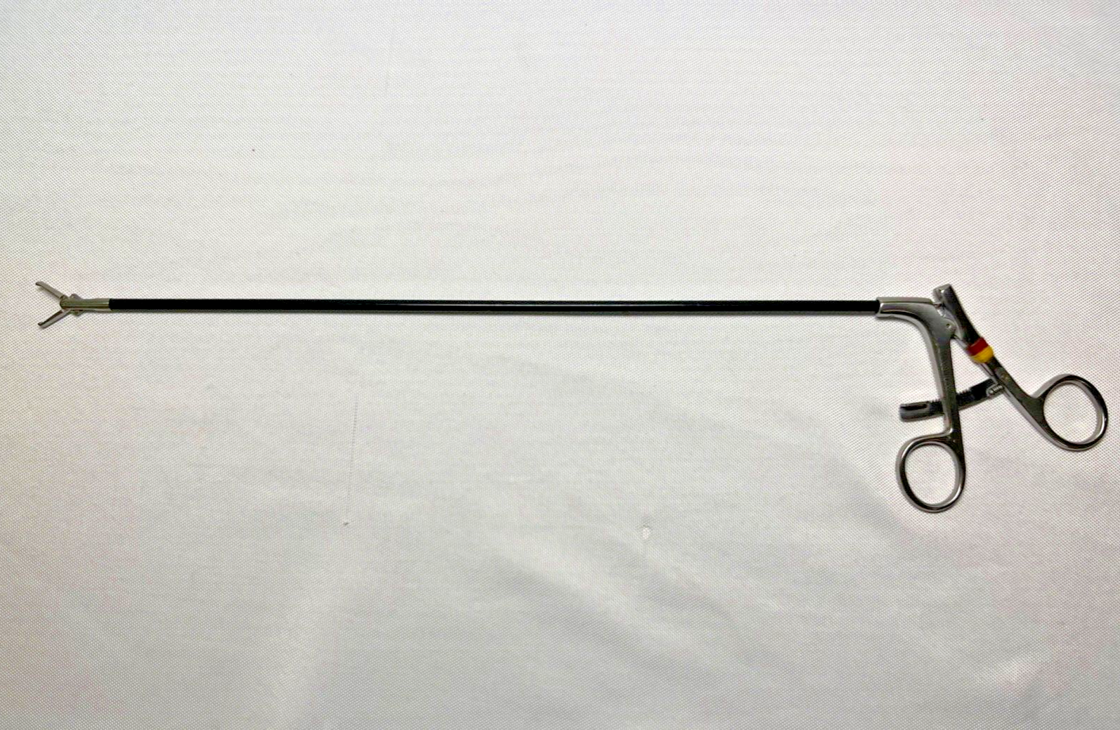 Solos Endoscopy GI-1006 Kocher 5mm Grasping Forceps