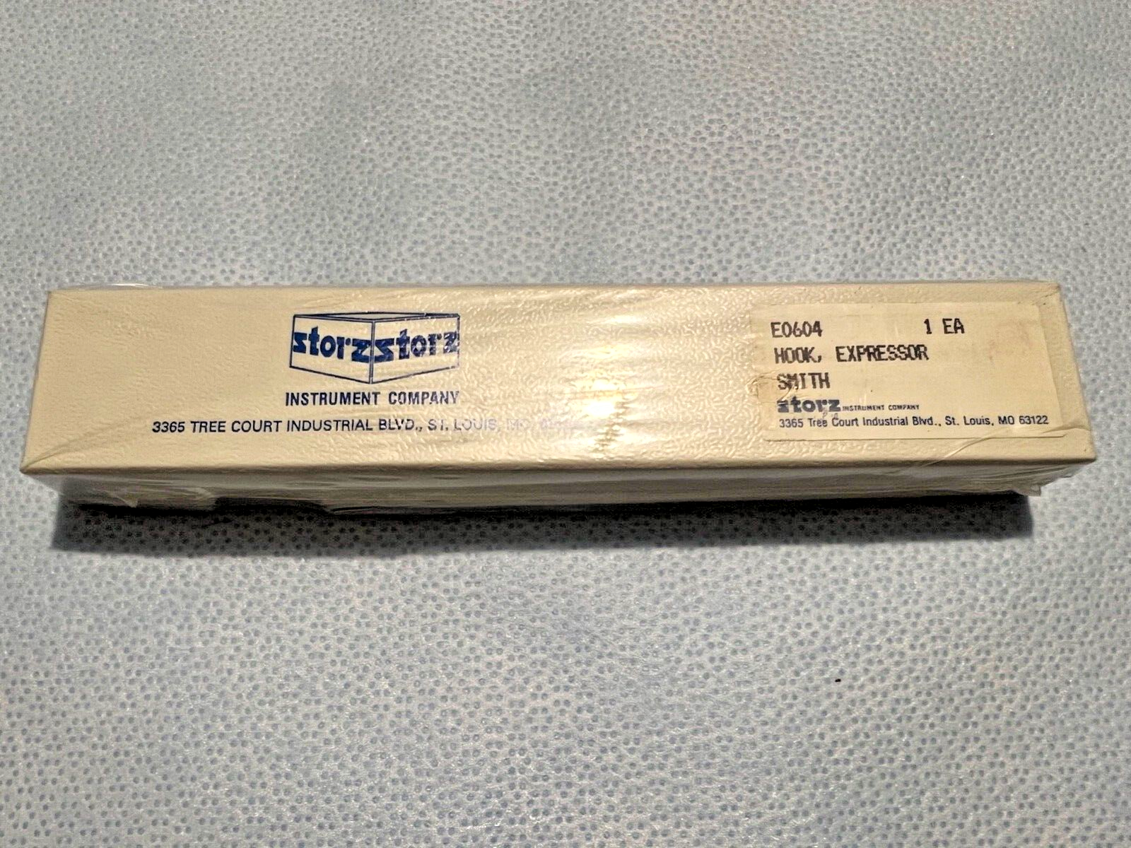 Storz E0604 Smith Expressor Hook 11.5mm Curved Hook 5-7/8" Length Ophthalmology