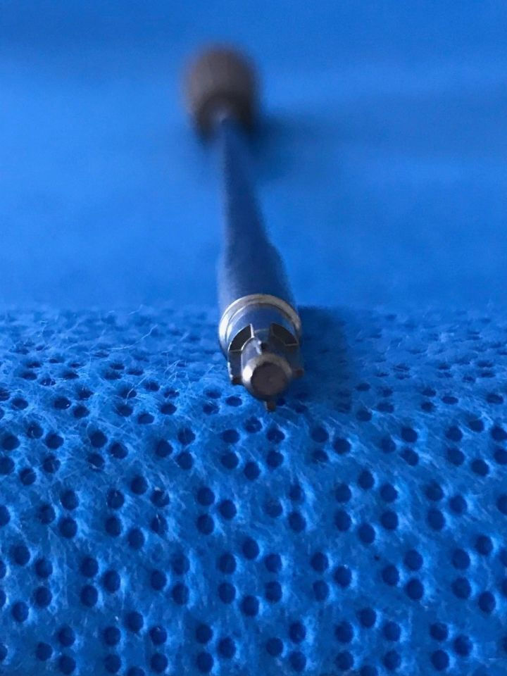 Thumbnail: Synthes 387.282 Orthopedic Self-Retaining Driver US161