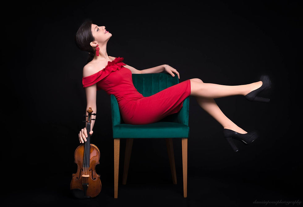 Alexandra Tirsu - Violin