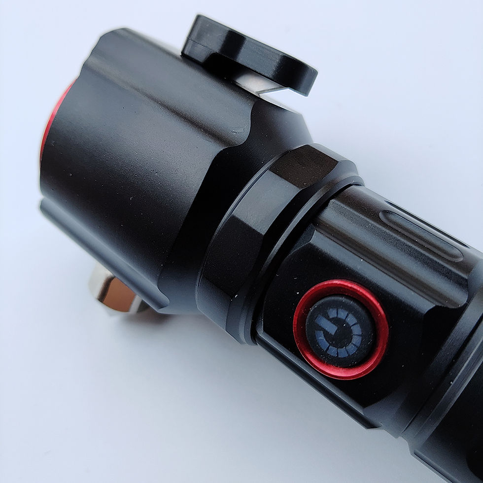 Miniatura: Lanterna Tática LED Recarregável