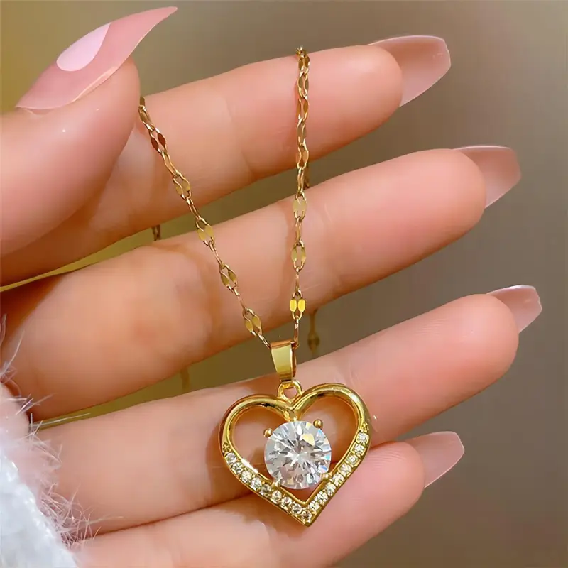 Thumbnail: Colar de Coração de Zircônia em Ouro