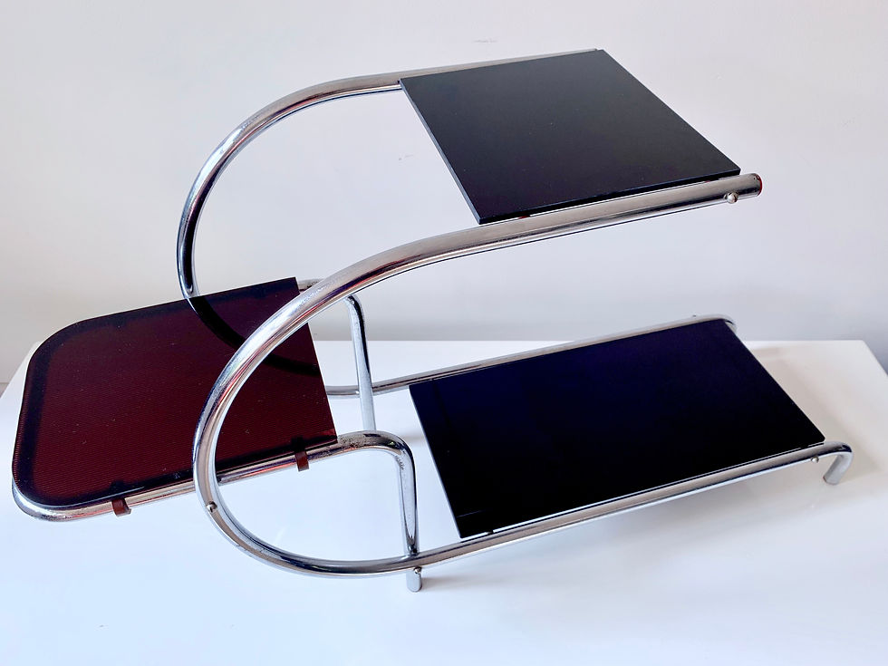 Thumbnail: Bauhaus side table, model 715 by Emile Guyot, 1930
