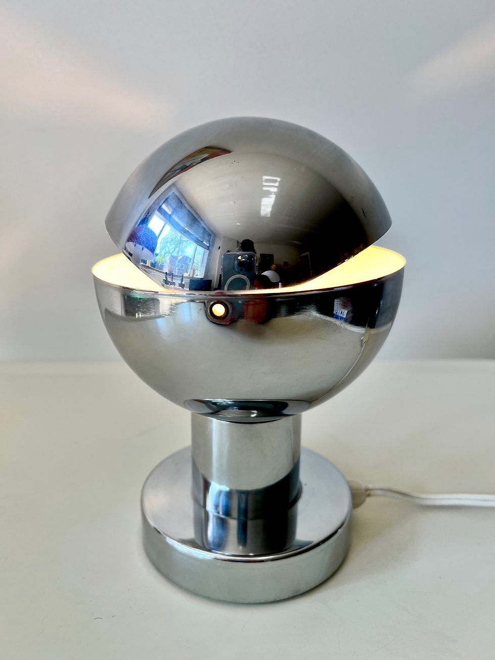 Thumbnail: Space Age table lamp, Italy 1970