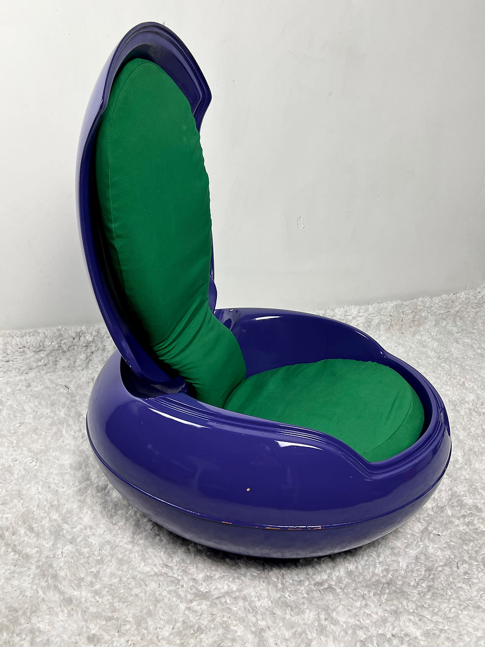 Thumbnail: Garden Egg chair GN 01 by Peter Ghyzcy, 1968