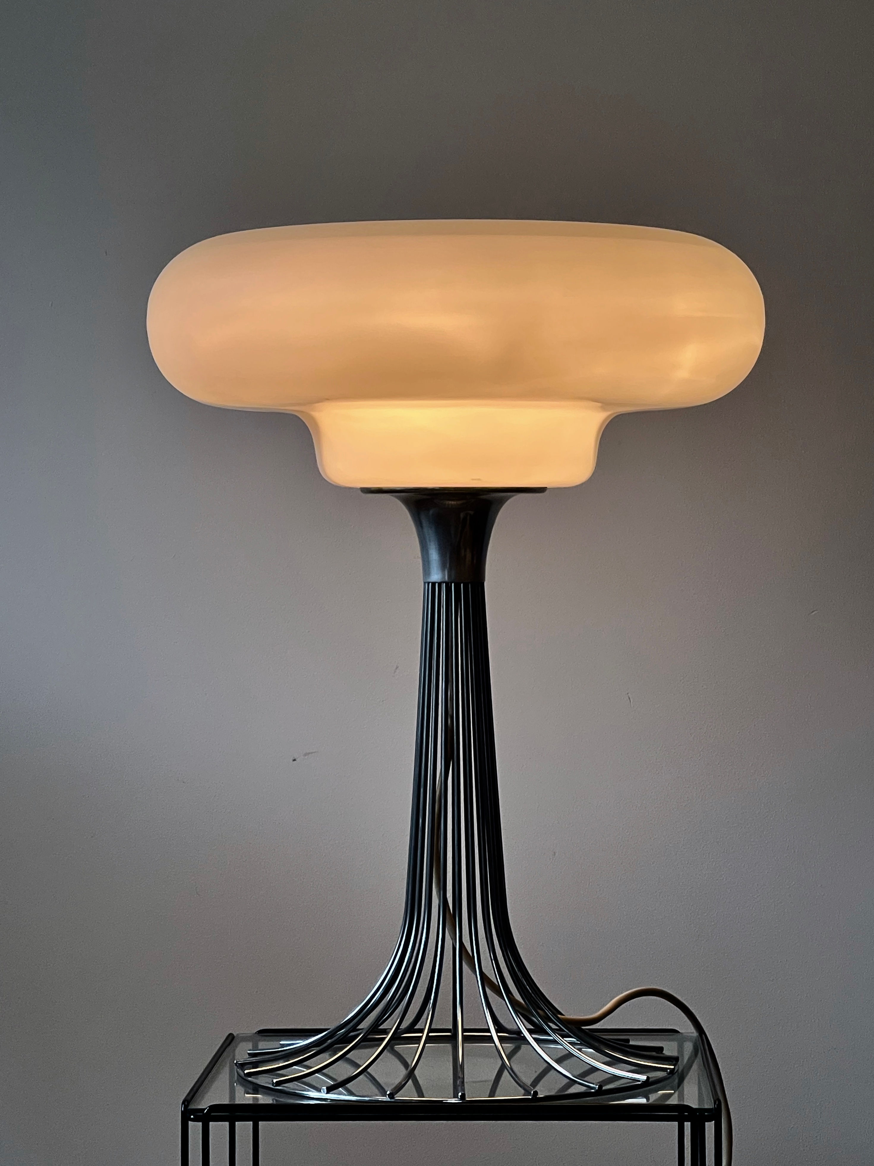 XL Space Age table lamp, Italy 1960