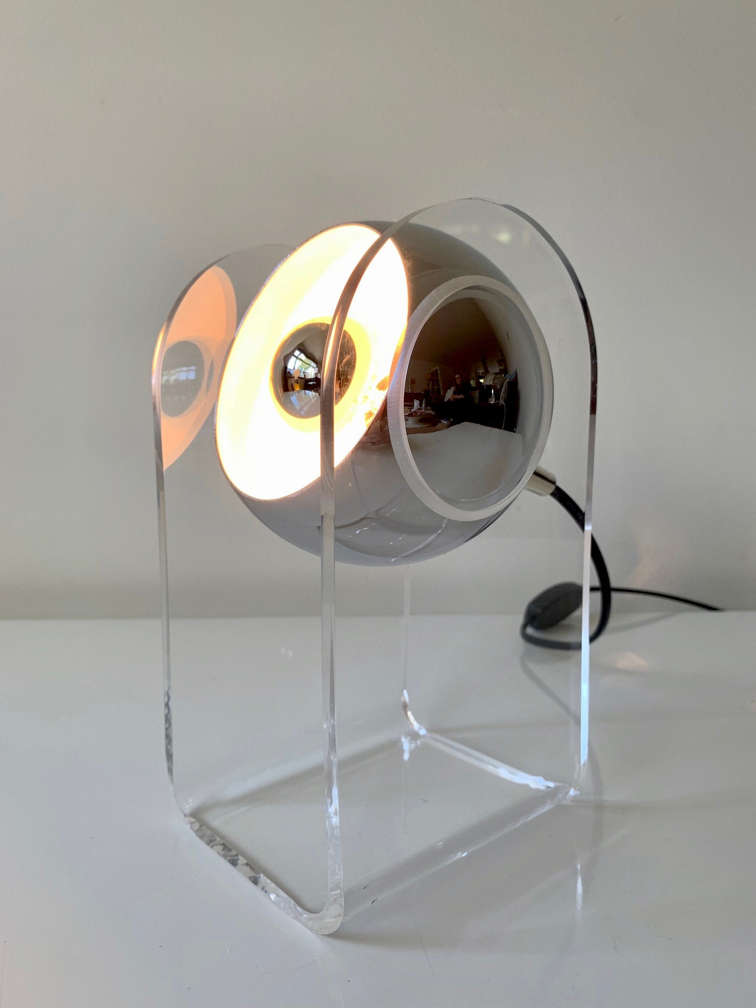 Table lamp model 540 by Gino Sarfatti for Insta, 1970's