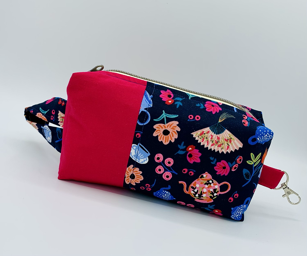 Boxed Zipper Pouch | Wonderland Tea Party: Clip & Hook
