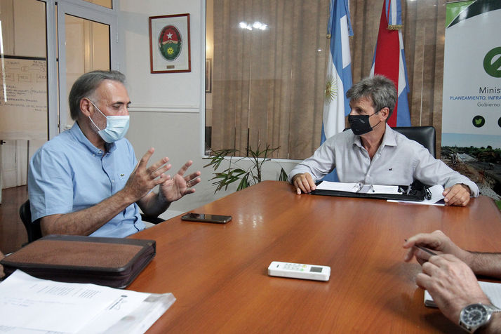 Articulan asistencia para evaluar propuestas por licitación del dragado en el puerto de Diamante