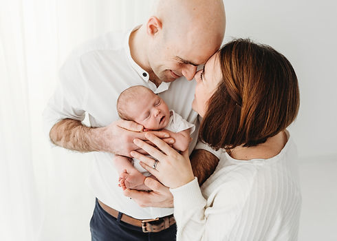 Lifestyle newborn photography Wiltshire.jpg