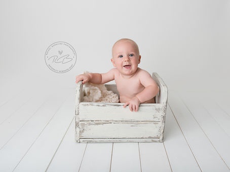Baby T celebrates his 1st birthday with Rachel Burnside Photography