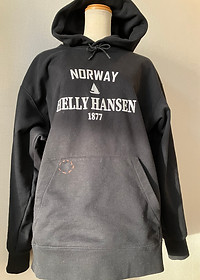 パーカー穴あき