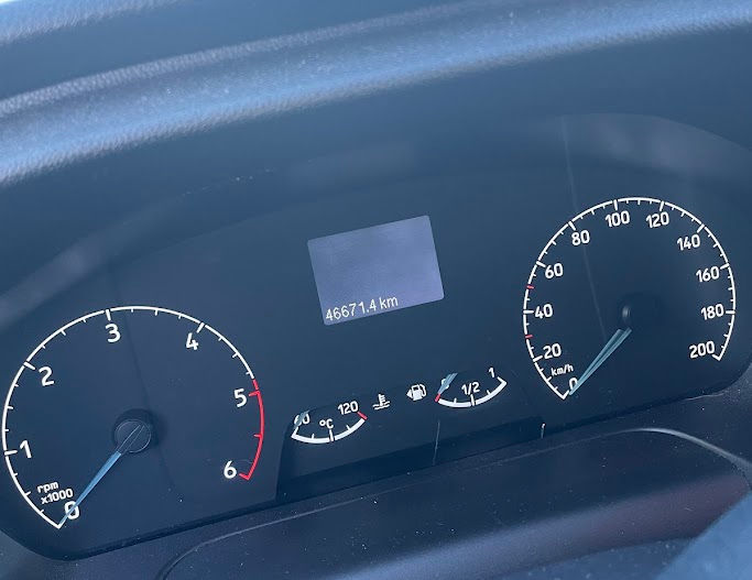 minibus aménagé pour le transport d'enfants en fauteuil roulant