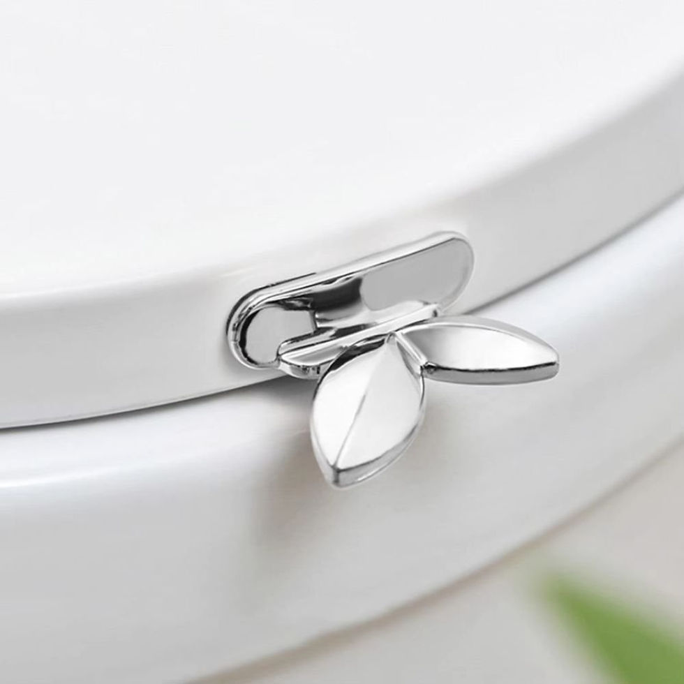 Thumbnail: Hands-Free Toilet Lid Opener - 1pc