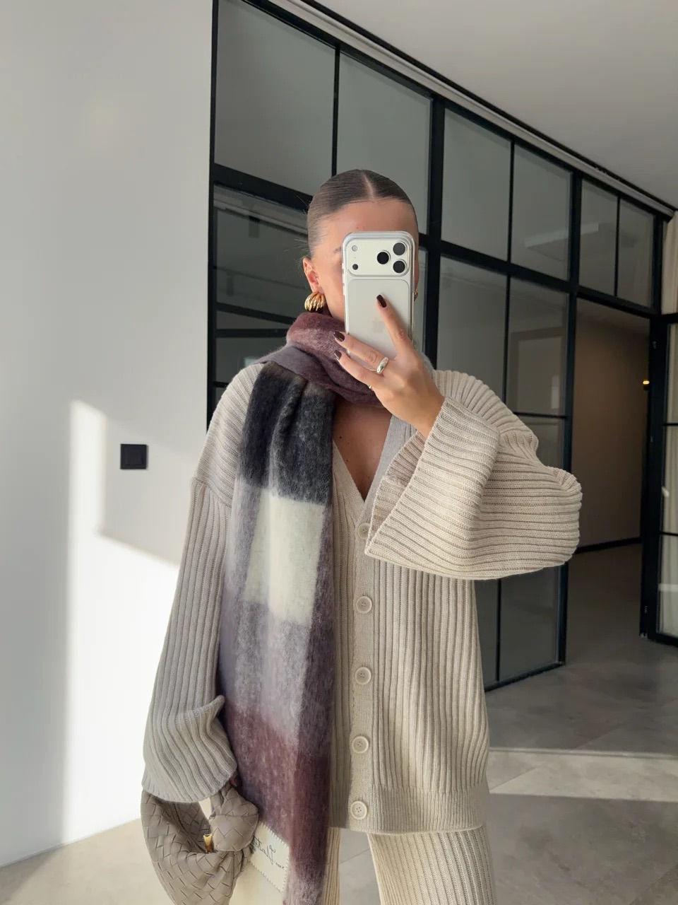 Küçük resim: DÜĞMELİ ALT ÜST TAKIM EKRU