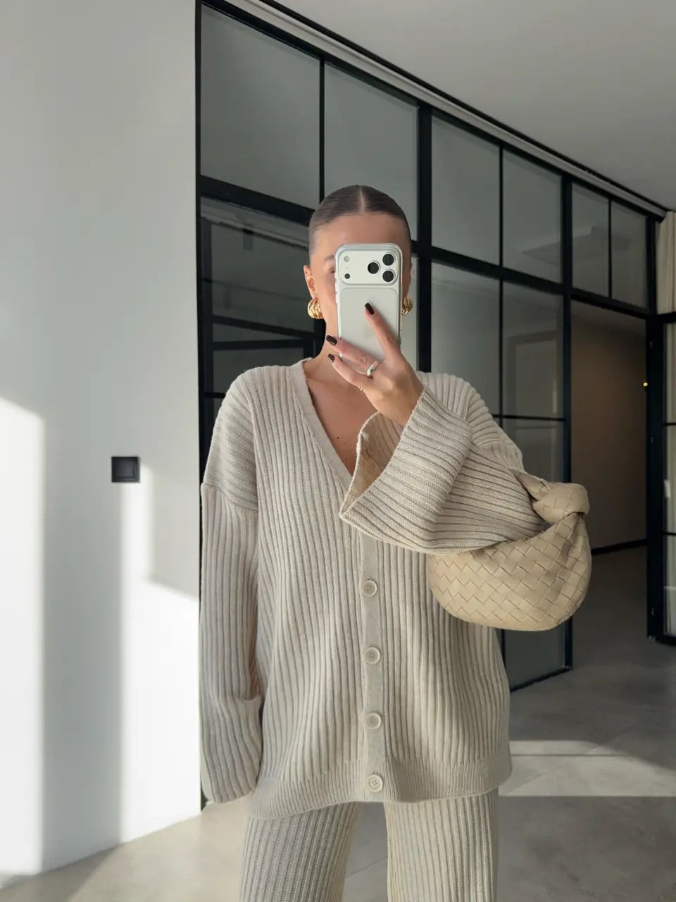 Küçük resim: DÜĞMELİ ALT ÜST TAKIM EKRU