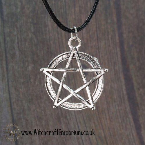 MM: Faerie Magic Pentagram Necklace RM Lovely FAJA Gothic Moon and  