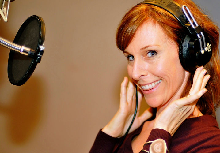 JillPerry_Redhead_Headphones