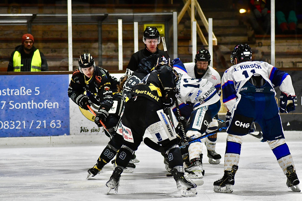 Derby und Nachholspiel stehen an
